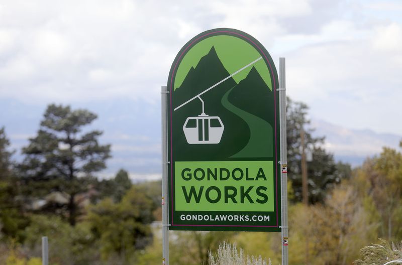 A sign is posted in support of the proposed Little
Cottonwood Canyon gondola in Cottonwood Heights on Oct.
14.