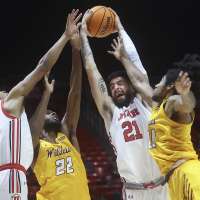 David Jenkins Jr. drops 25 as Runnin' Utes rout Bethune-Cookman 86-55