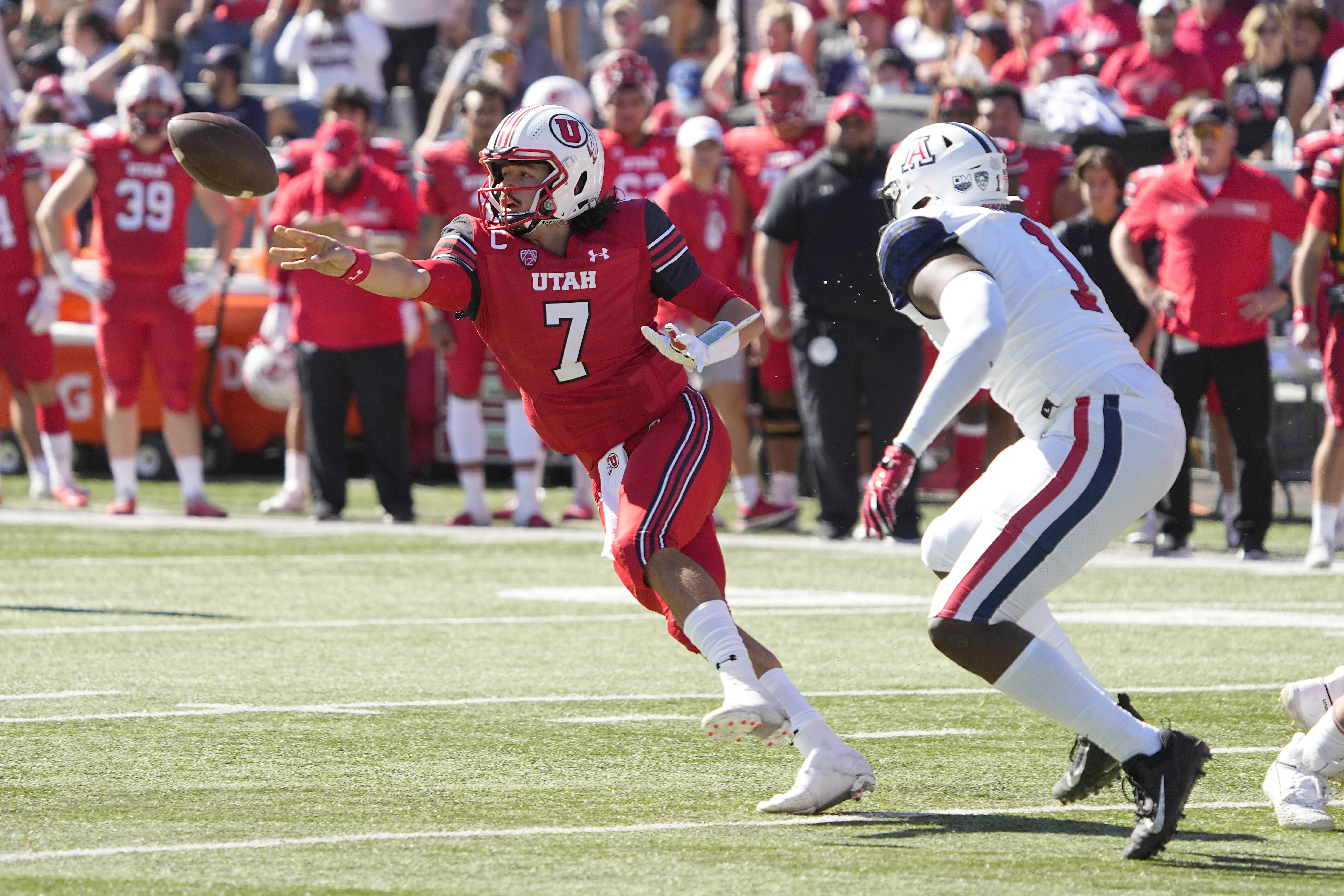 Pac-12 unveils the 2022 football schedule: Our breakdown and more