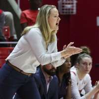 Utes defeat Cincinnati, cruise to 4th straight victory