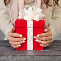 5 local businesses with gifts for everyone on your list
