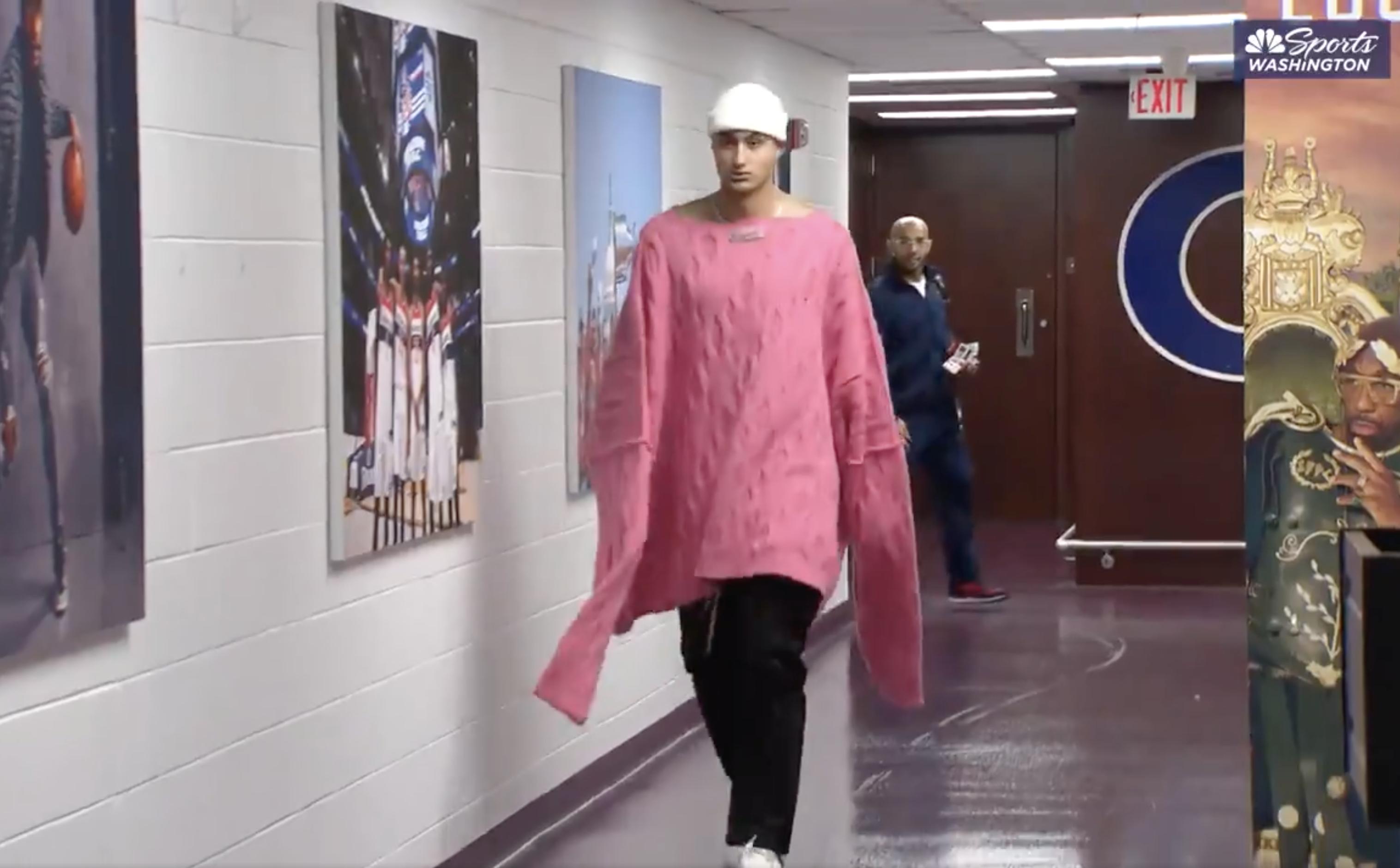 Have You Seen This? Looks like Kyle Kuzma shrunk in the wash