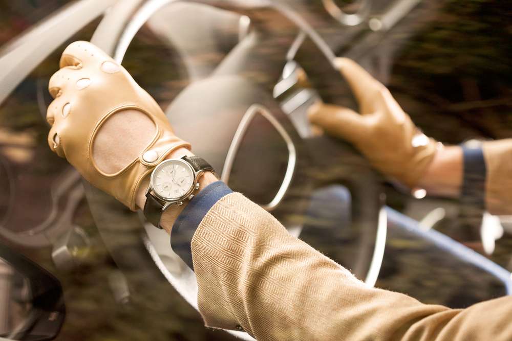 12 of the best holiday gifts for people who love cars