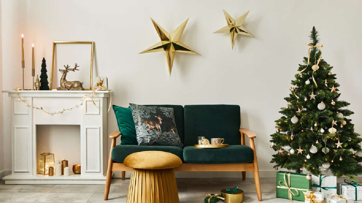 Is buying or selling your home during the holidays a good idea?