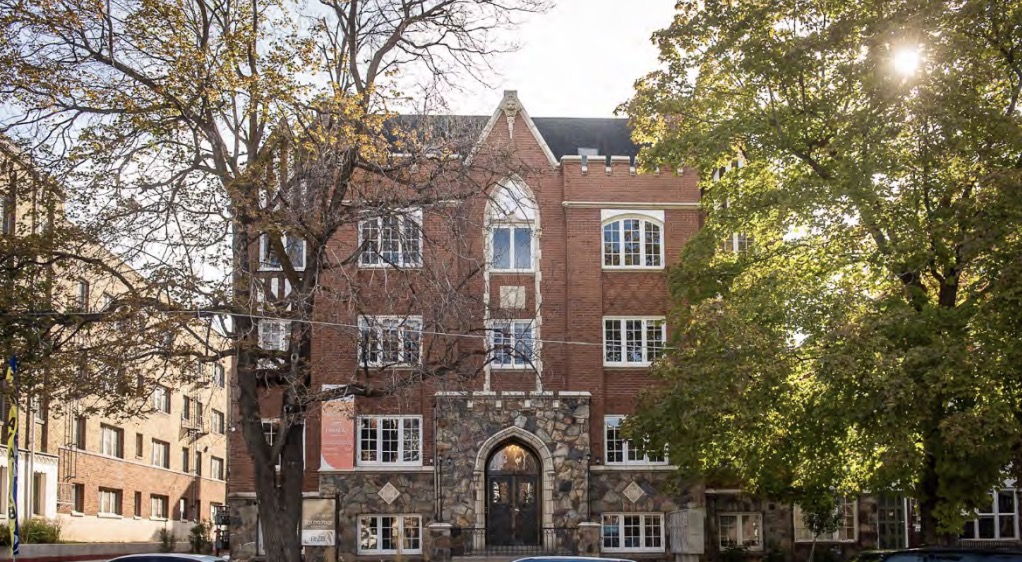 The exterior of one of the Los Gables Apartments in Salt Lake City. The buildings date back to 1929 with a connection added in 1946.