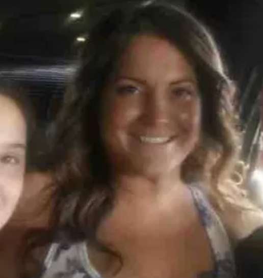 Mindee Lavell Elmore, 41