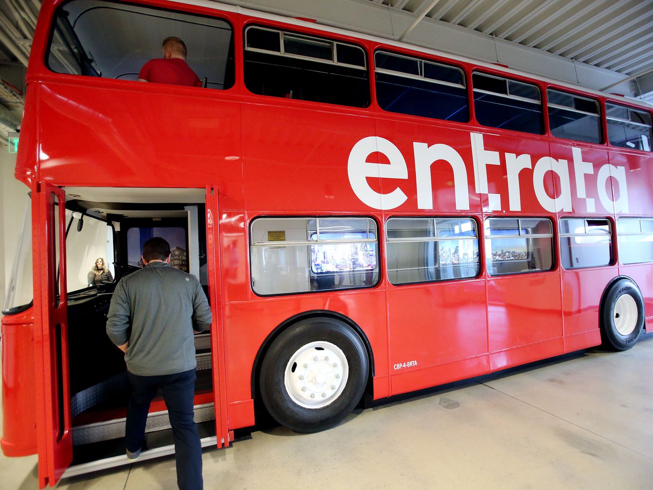 Entrata co-founder and former CEO Dave Bateman will divest all holdings in the
multibillion-dollar company he helped launch almost 20 years ago,
according to the company.