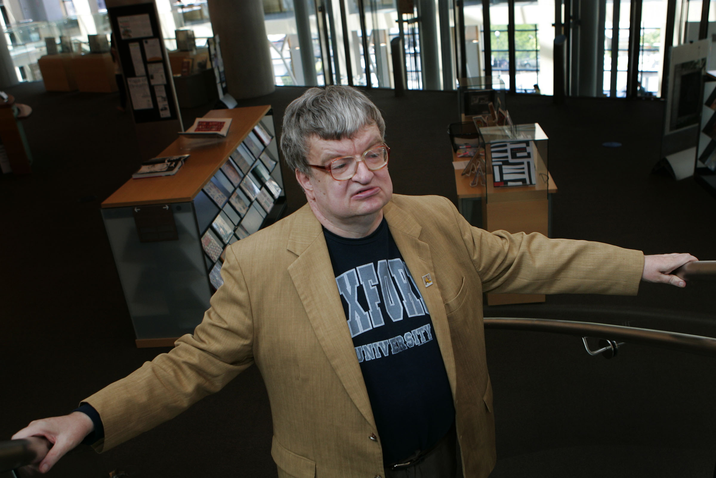 Kim Peek, a megasavant who was the inspiration for the movie "Rainman," at the Salt Lake City Library on July 23, 2009.