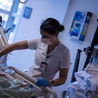'Don't let up,' wear high-quality masks, doctors plead: Utah reports record COVID hospitalizations