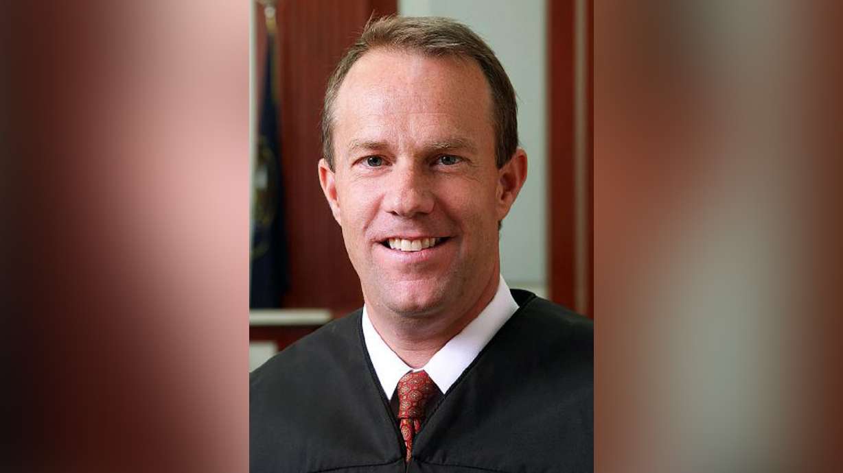 Thomas R. Lee announces retirement from Utah Supreme Court | KSL.com
