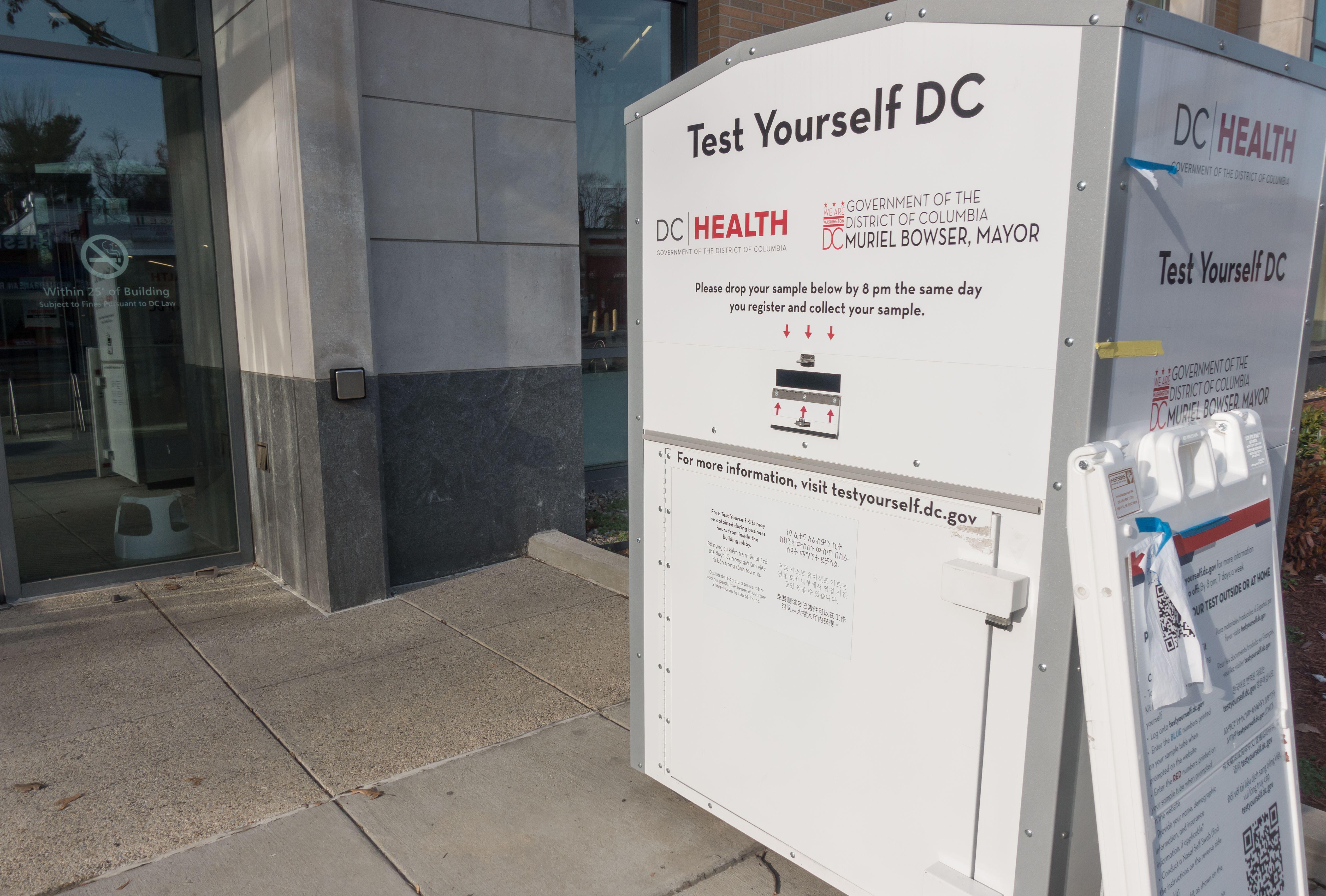 A COVID-19 self-test can be a convenient solution. But who are self-tests right for? And how do you use them correctly?