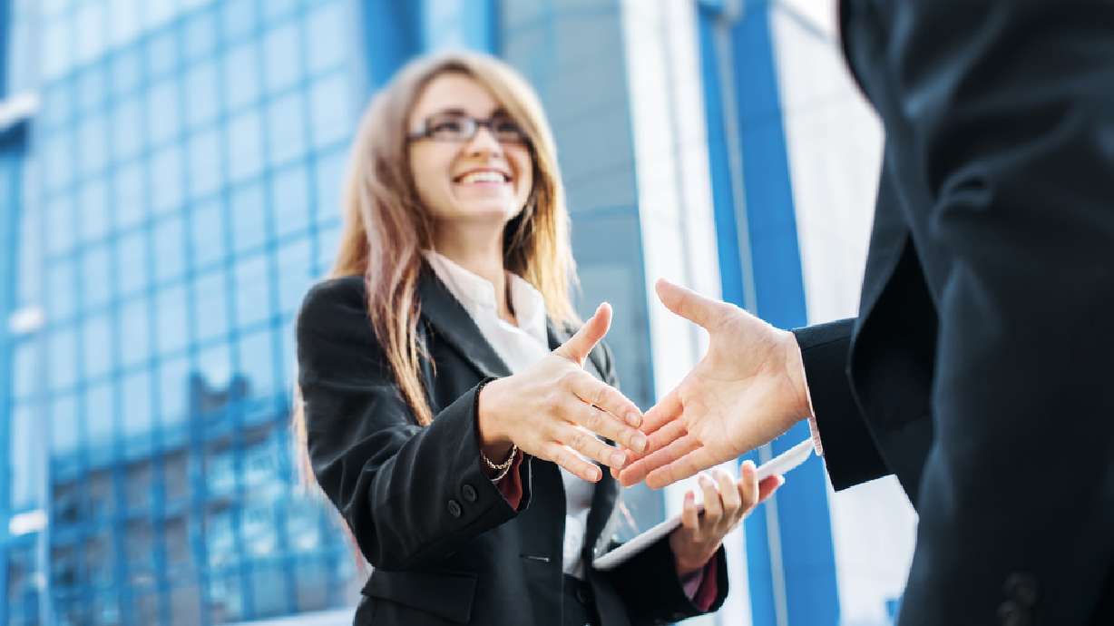 How to find good jobs (that pay well!) without a college degree