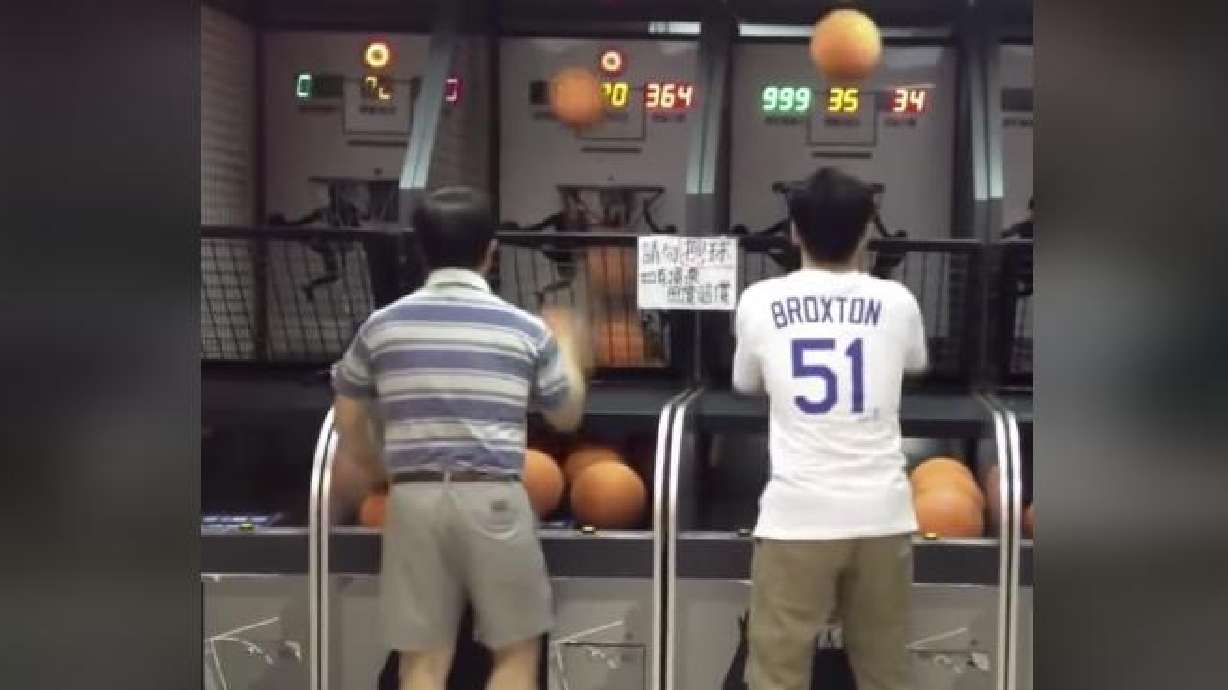 Have You Seen This? This guy definitely knows how to dominate the arcade.