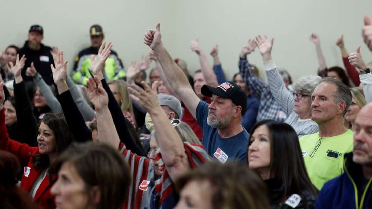Crowd members show their support of speakers in opposition to SB88, Digital Driver License Amendments, from Sen.
Lincoln Fillmore, R-South Jordan, in the House Public Utilities, Energy and Technology Committee meeting in the Senate building at the Capitol in Salt Lake City on Monday. The bill was held.