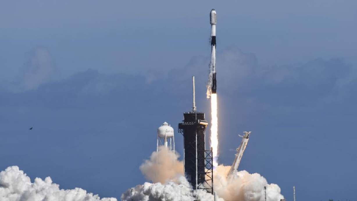 A SpaceX Falcon 9 rocket lifts off from Pad 39A at Kennedy Space Center, Fla., Feb. 3. The rocket is carrying a batch of Starlink satellites. SpaceX's newest fleet of Starlink satellites are tumbling out of orbit because of a geomagnetic storm.