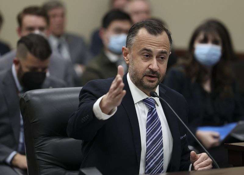 KUTV News Director Mike Friedrich speaks in opposition
to SR1 during a Senate Business and Labor Committee meeting at the
Capitol in Salt Lake City on Wednesday.