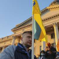 Utah man's foundation stepping up to help get winter clothes to Ukraine