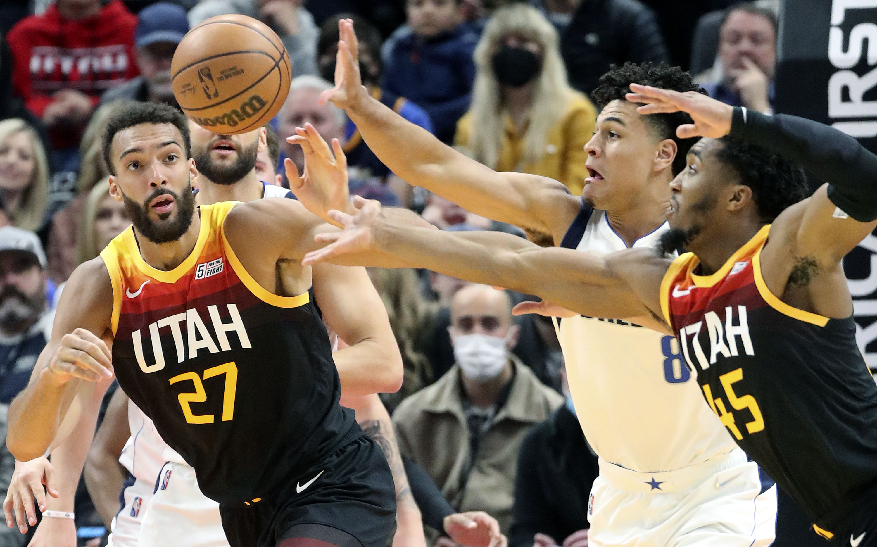 Rudy Gobert and Bojan Bogdanovic lead the Utah Jazz past the Cavs