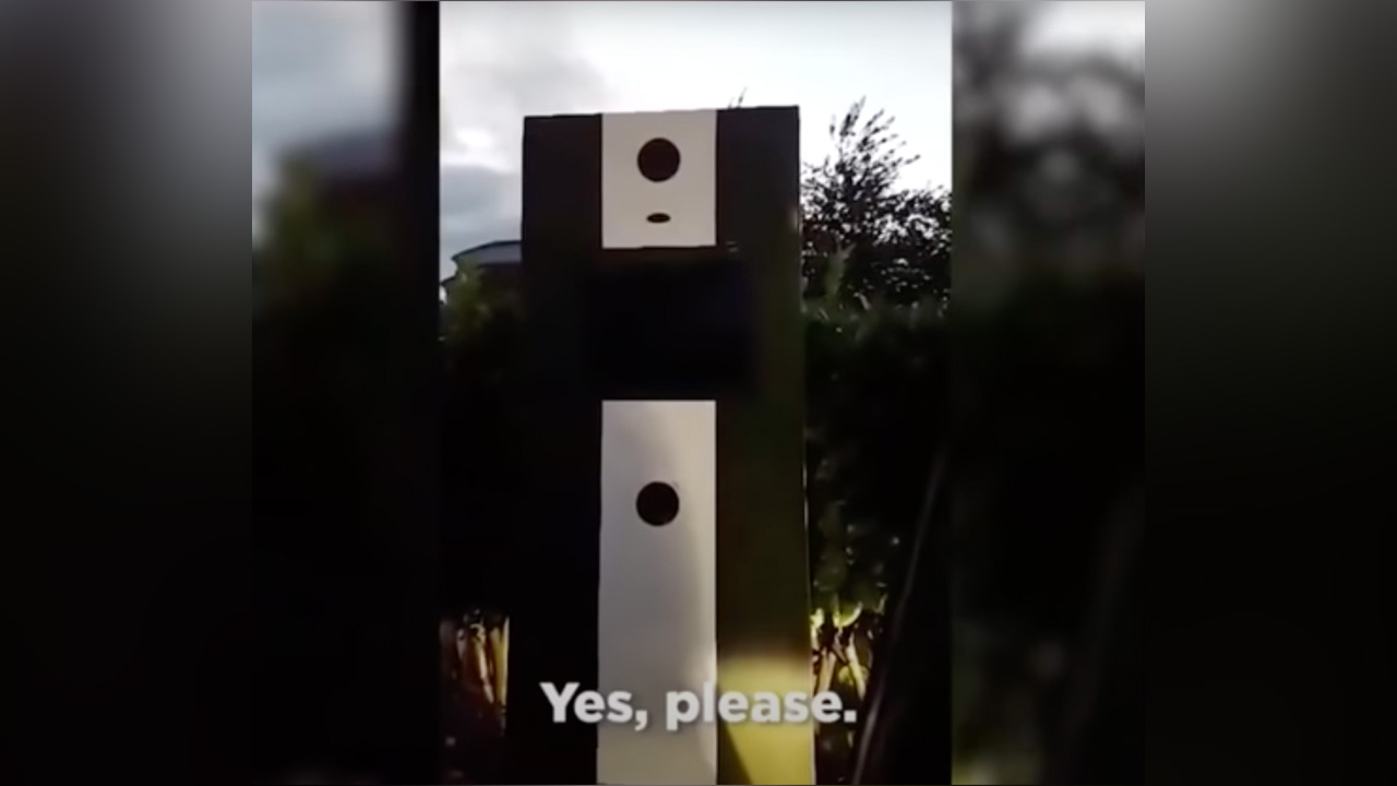 This Australian McDonald's drive-thru worker is the best drive-thru worker there is.