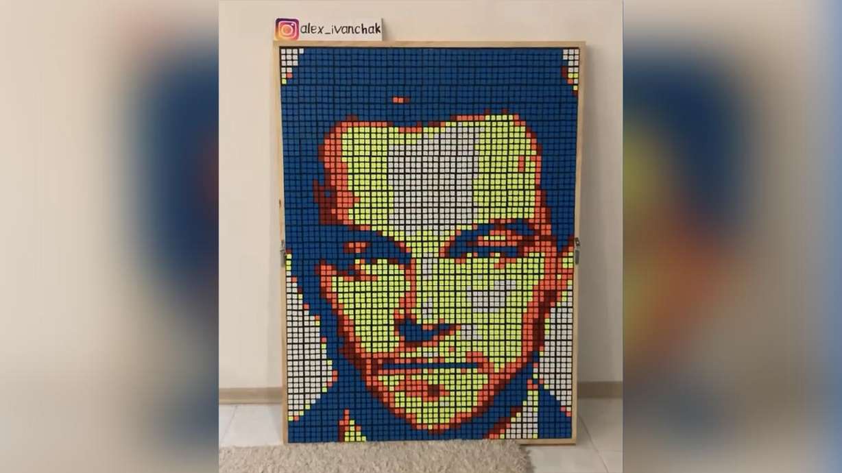 International Rubik's Cube record-holder Alex Ivanchak creates portraits, like this of Leonardo DiCaprio, from hundreds of Rubik's cubes.