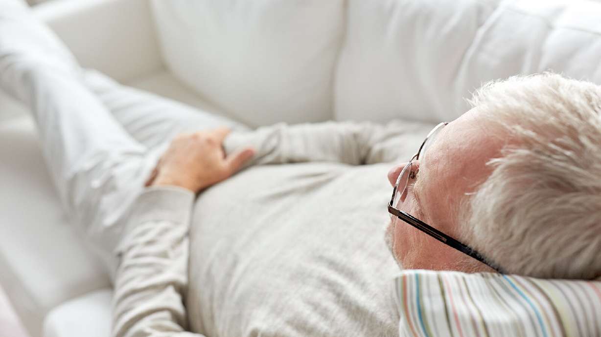 Frequent napping or regularly napping for extended periods during the day may be a sign of early dementia in older adults, a new study revealed.