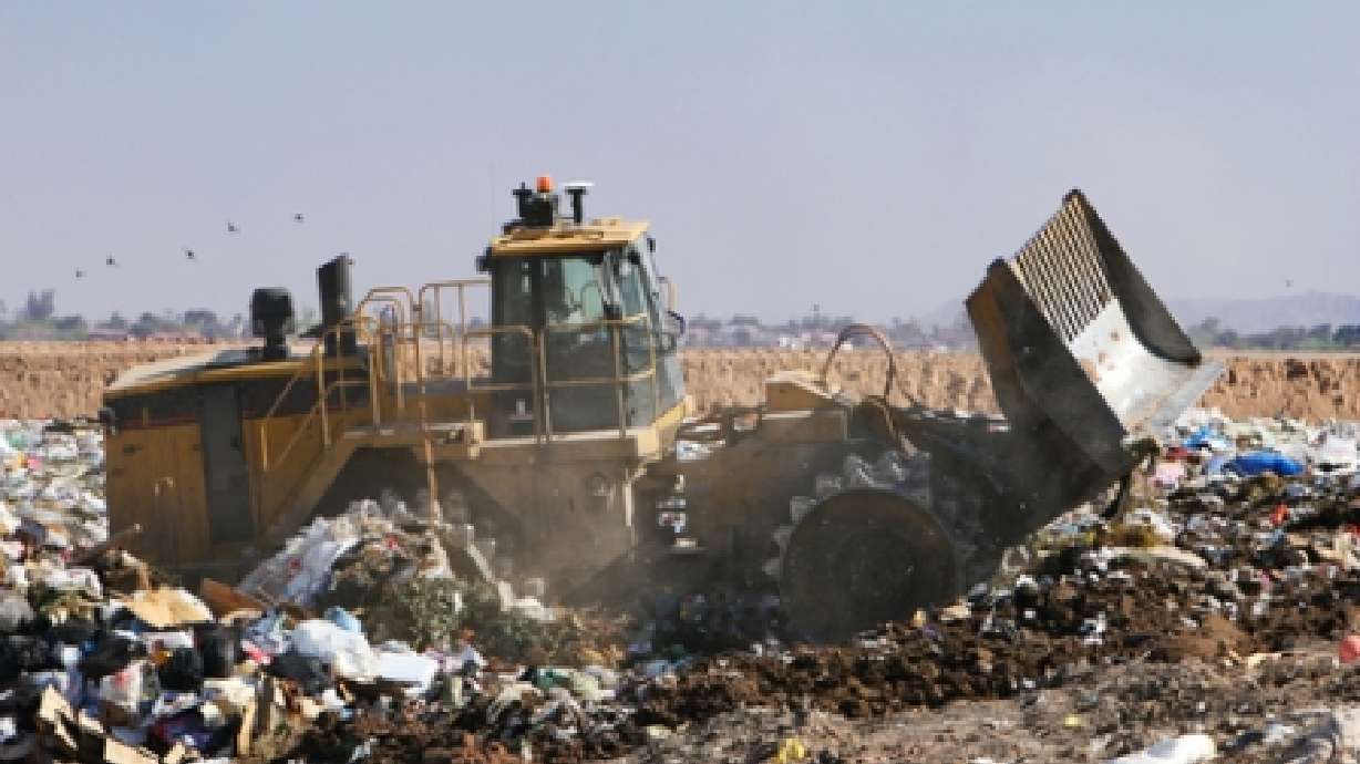 Group backs off landfill fight