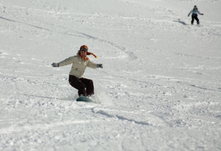 Snowbasin resort reopens for summer skiing