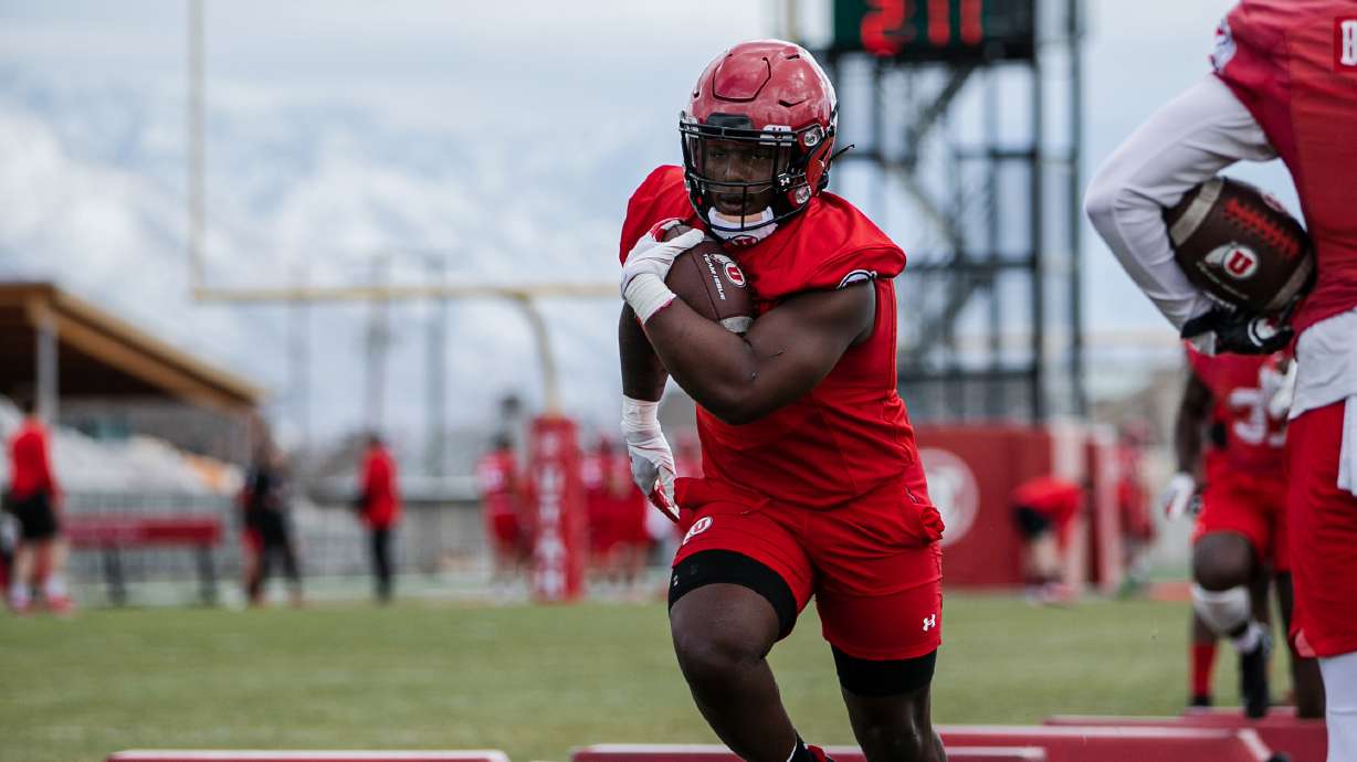 Freshman running back Jaylon Glover (1) works on drills as the University of Utah football team opened up spring practices on March 22.