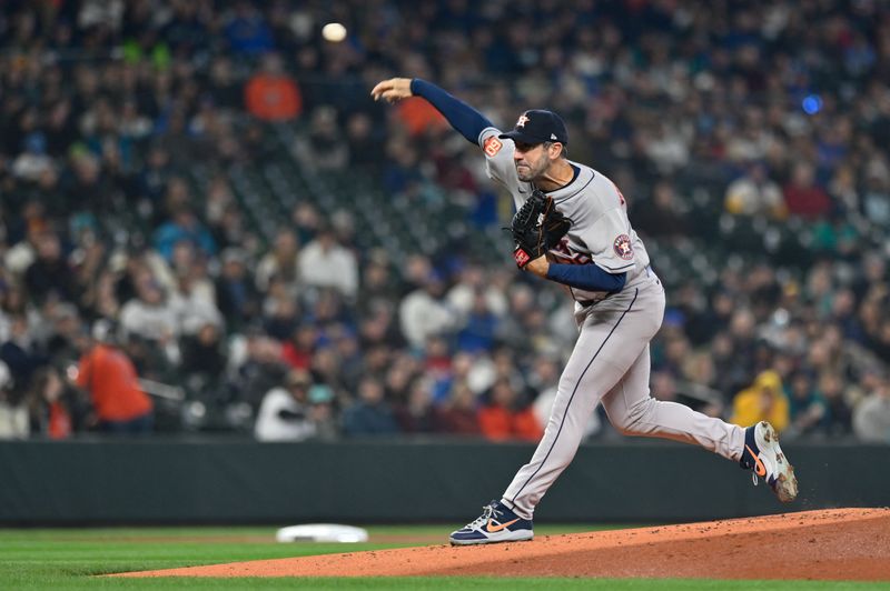 Braves score 4 in 11th, top Rockies 6-2, spoil uniform debut