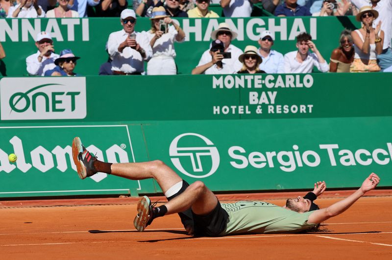 Tennis - ATP Masters 1000 - Monte Carlo Masters - Monte-Carlo Country Club, Roquebrune-Cap-Martin, France - April 17, 2022 Greece's Stefanos Tsitsipas celebrates winning the final match against Spain's Alejandro Davidovich Fokina