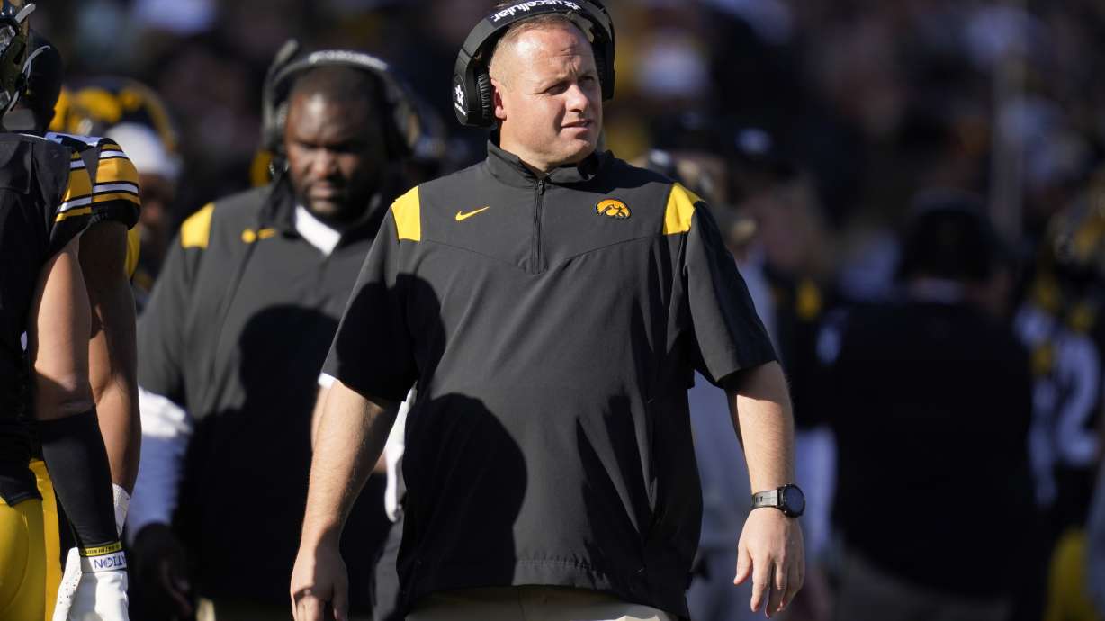 First Defenant LB coach Wallace now defendant in ex-Iowa players' lawsuit | KSL.com