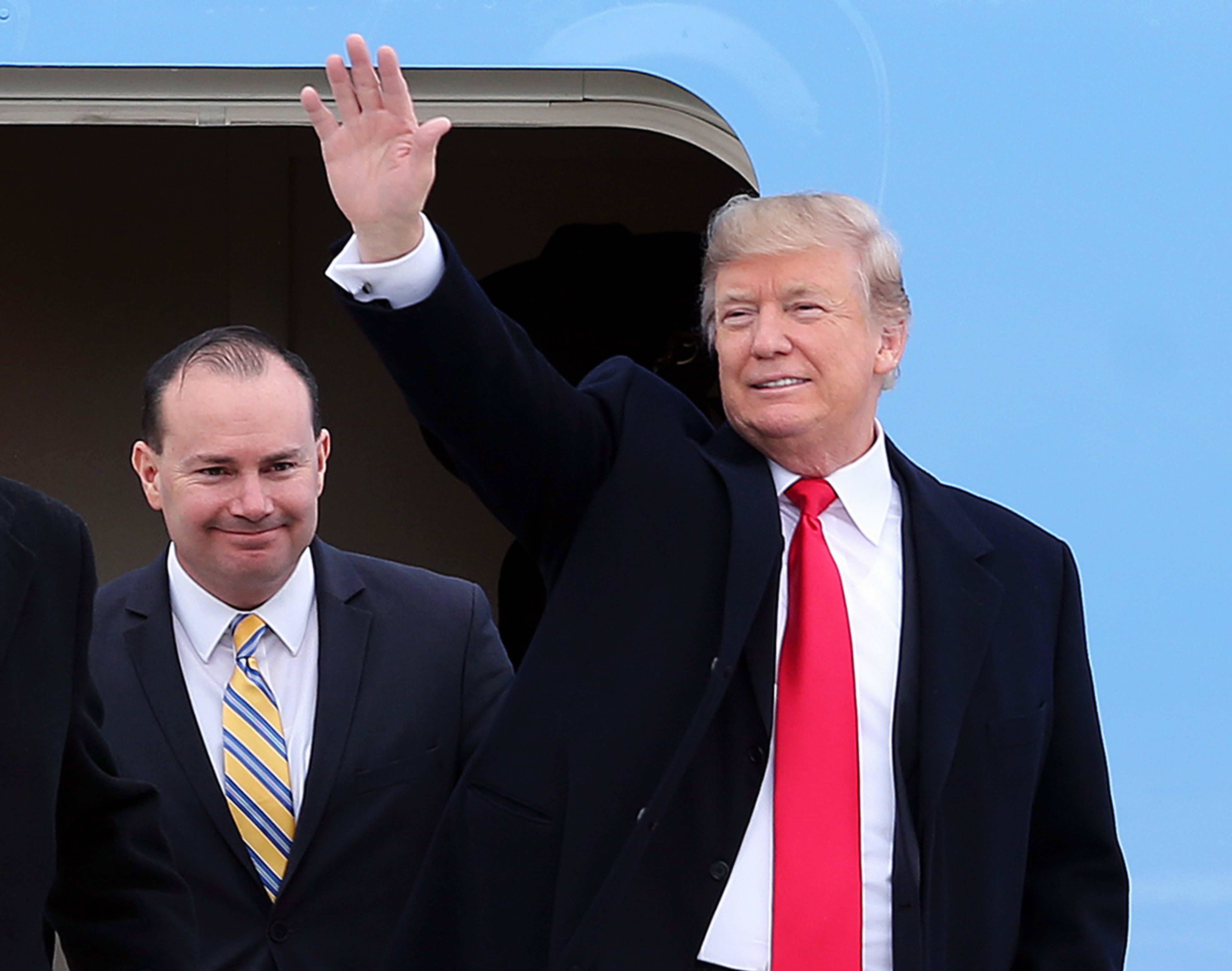 President Donald J. Trump waves to the assembled crowd as he and Sen. Mike Lee arrive in Salt Lake City on Dec. 4, 2017. Lee says the text messages he sent to then-White House chief of staff Mark Meadows after the 2020 election don’t signal advocacy for overturning the results in favor of Donald Trump.