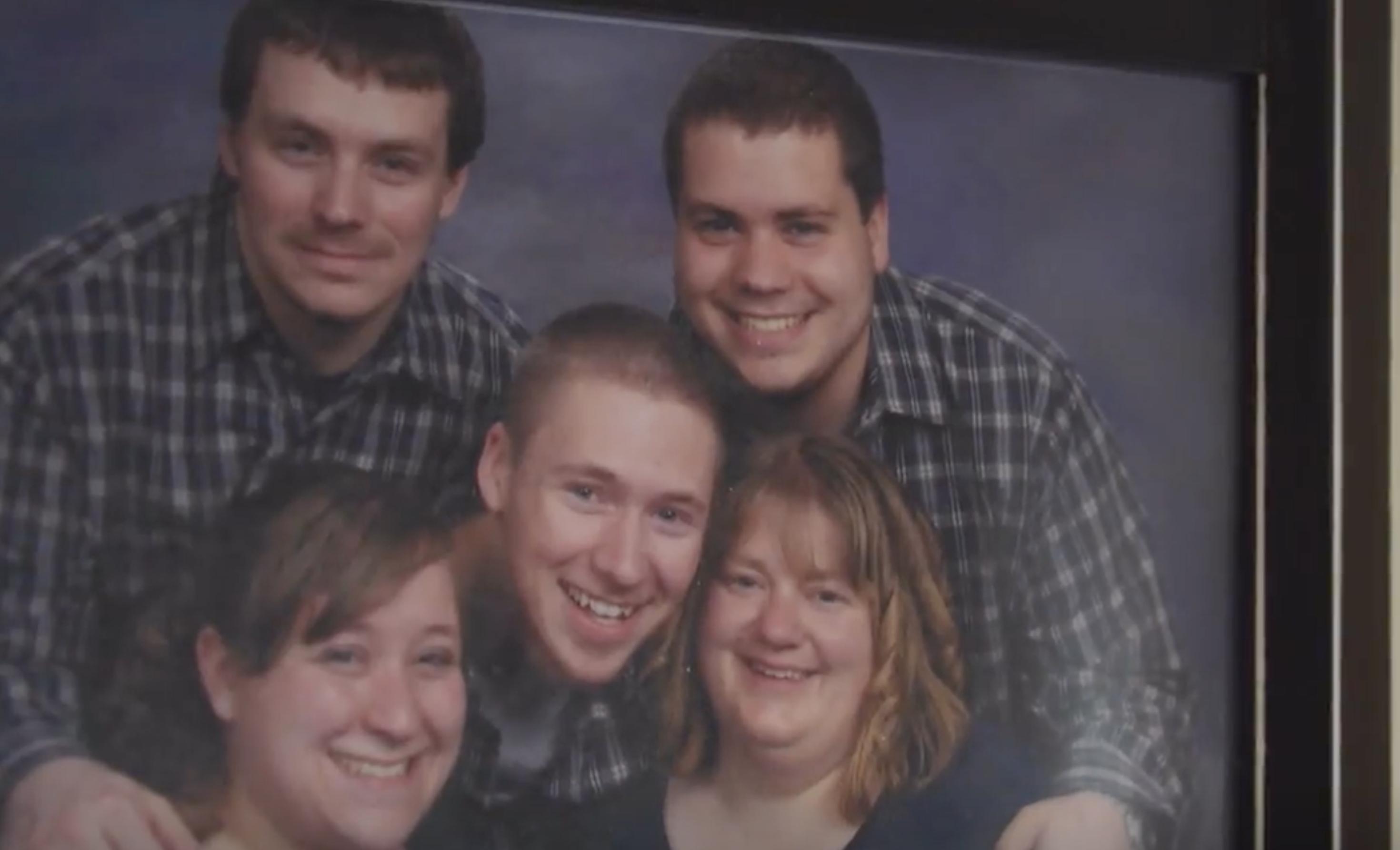 Son donates part of his liver to ailing father