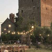 Utah woman shelters fleeing Ukrainians at her castle in Italy