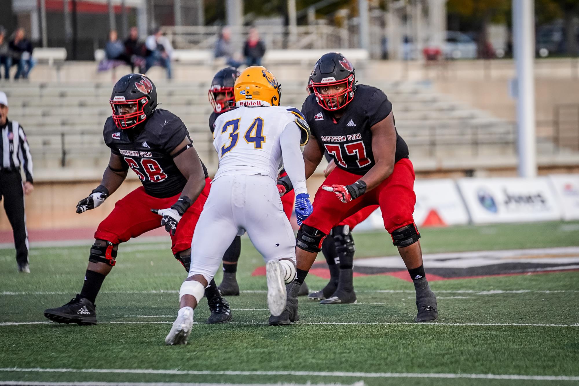 SUU's Braxton Jones a 5th-round pick by Chicago Bears