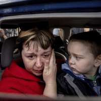 Ukrainian fighters: Russian forces storming Mariupol plant