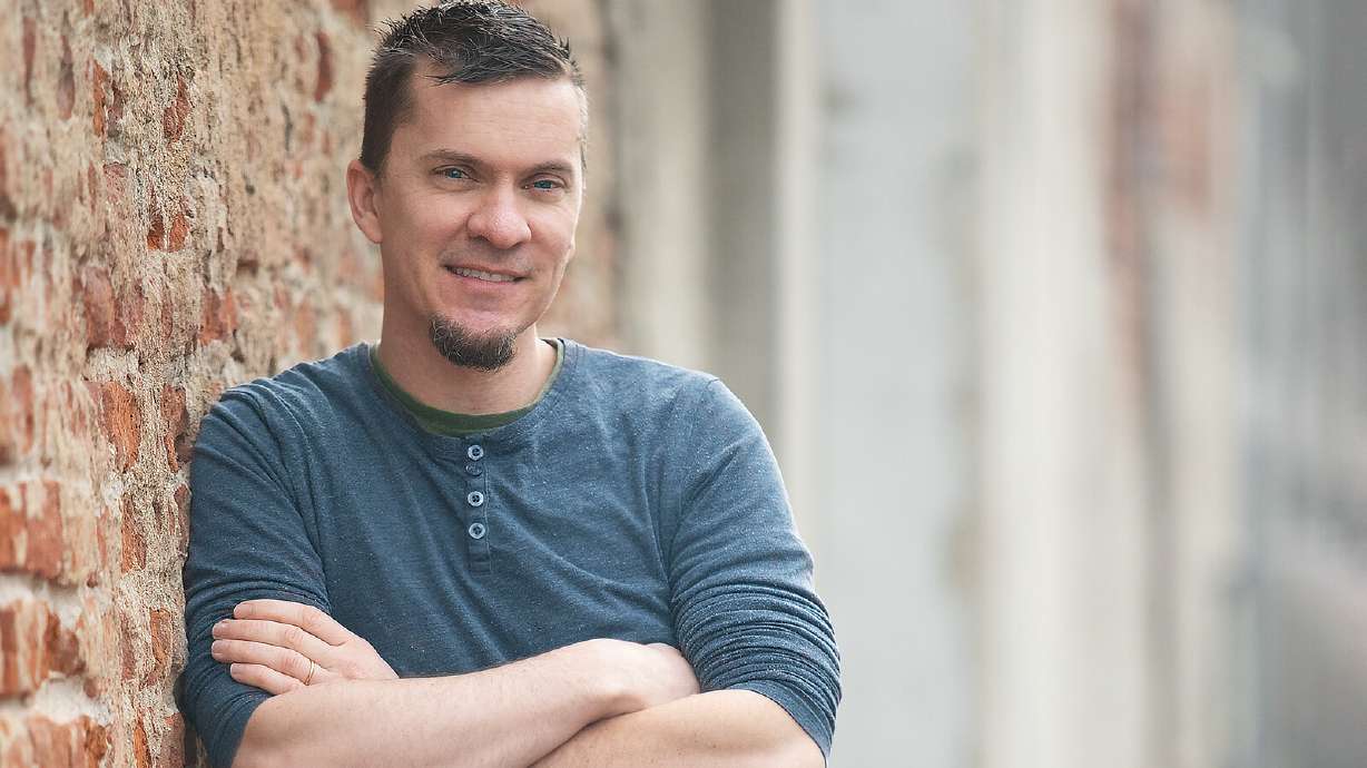 One euro home sell-off has created a 'Little America' in Italy. David Waters says he'll use crowdsourcing to fund his renovations.