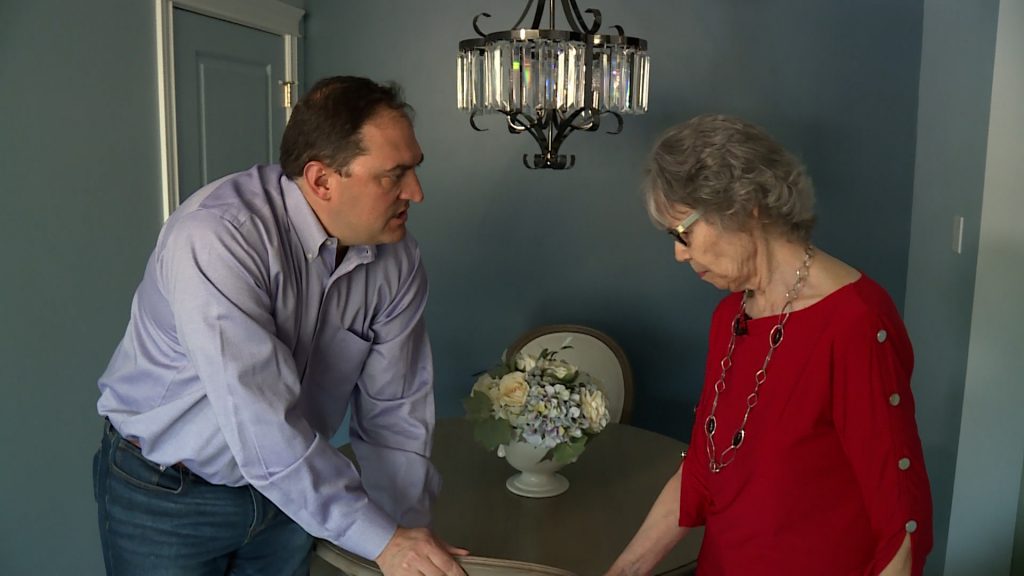 Dianne Hoffman tells KSL’s Matt Gephardt the padding in the chairs she paid nearly $1,000 a piece for is beginning to collapse just seven years in.
