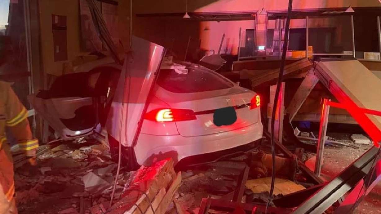 A Wells Fargo bank at 250 N. Main Street in Kaysville is closed after the fire department says a car failed to negotiate a turn and crashed into the bank on Monday.