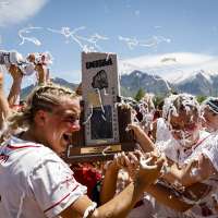 'We did it for coach Sue': Manti captures 3A title in coach's final season
