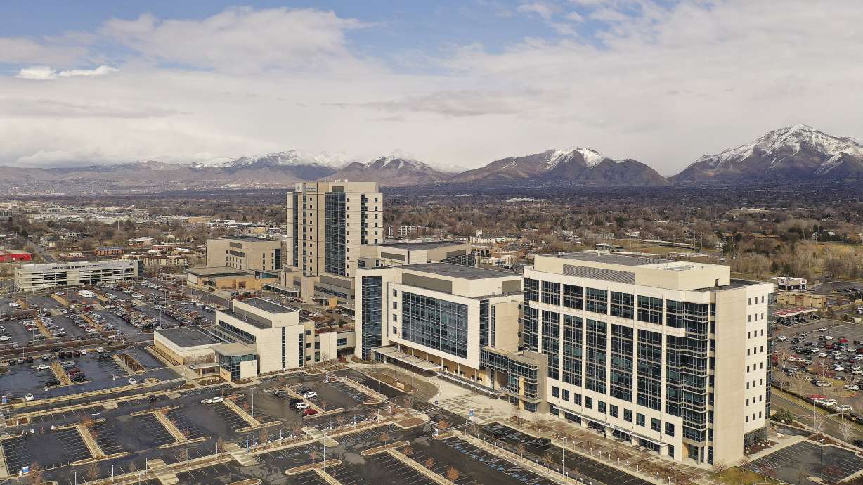 The COVID-19 pandemic had a large impact on mental health, specifically depression, an Intermountain Health study using research from thousands Utah patients found. The study was presented at a cardiology conference on Saturday.