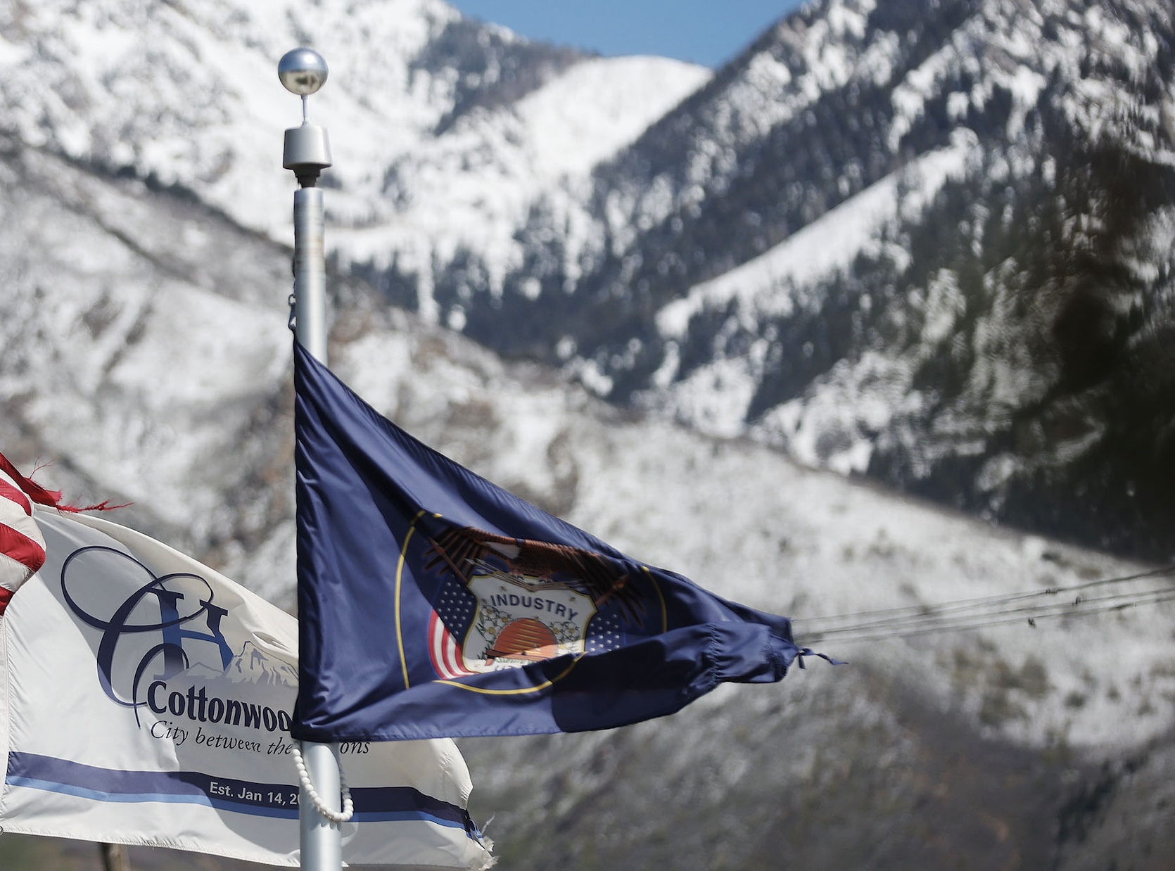 Mountains? Beehives? Fry sauce? What Utahns say they want on new state flag