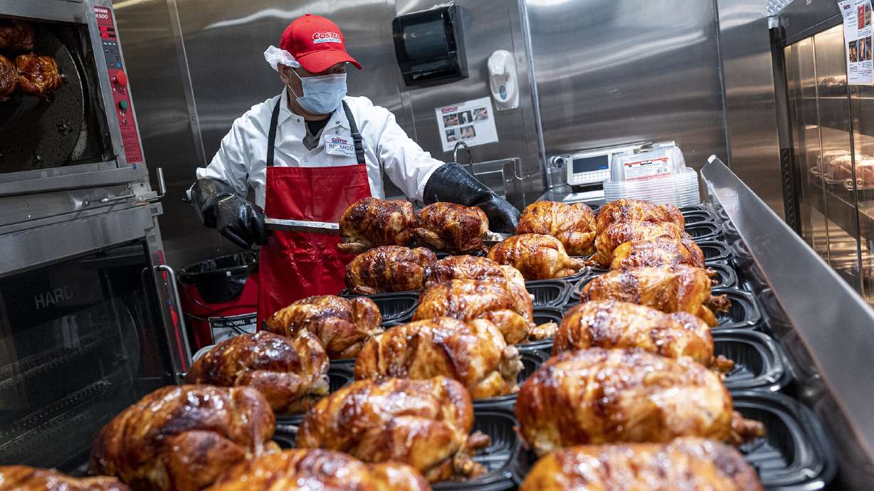 At the grocery store, shoppers have seen food prices increase at their fastest pace in decades. Yet the price of one hot, juicy, spit-roasted favorite hasn't budged at several top chains: rotisserie chickens.