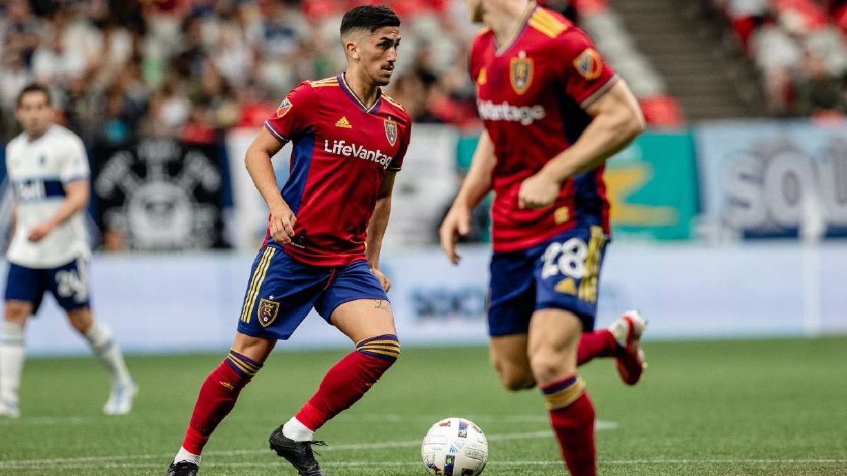 Pablo Ruiz dribbles against Vancouver on June 4.