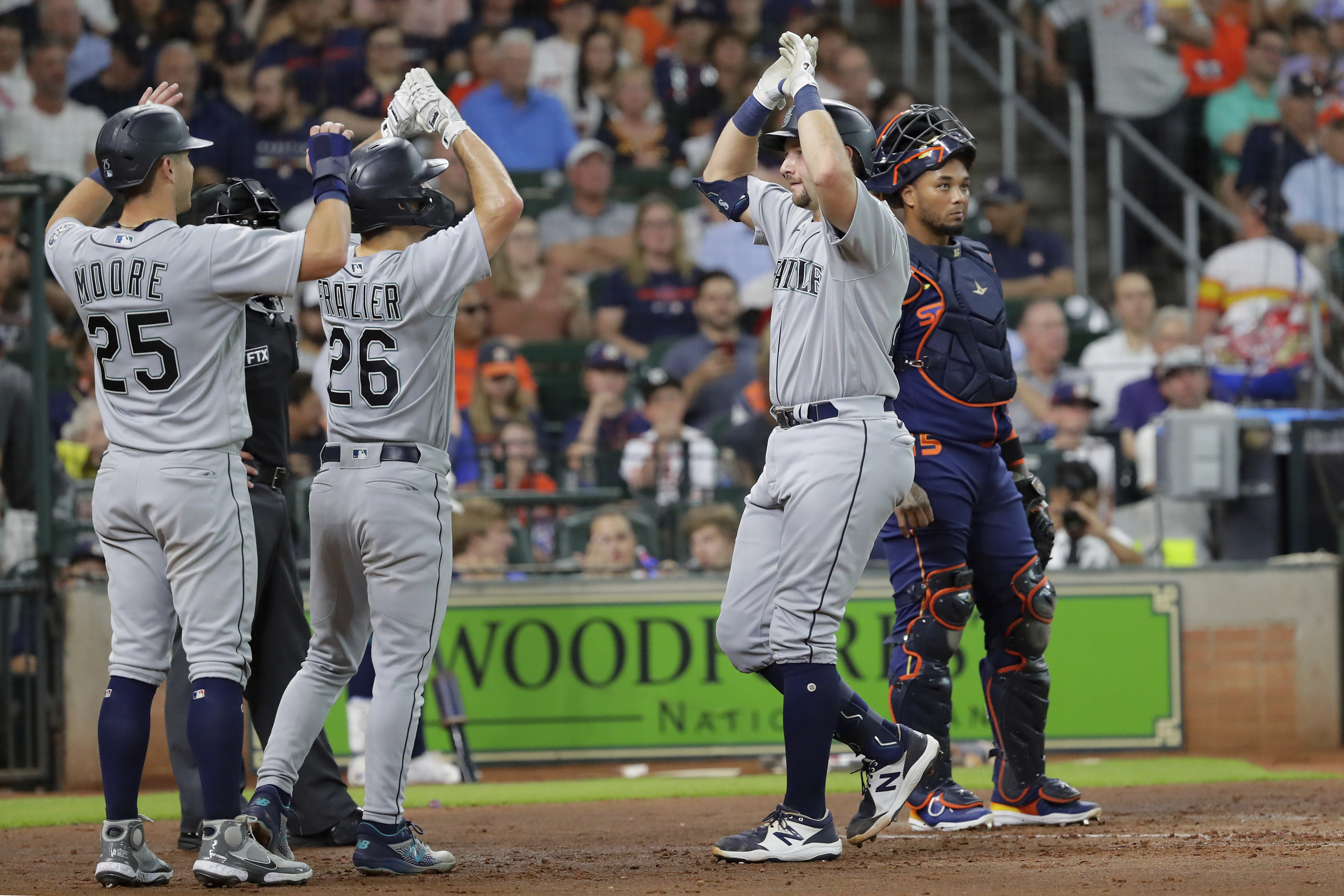 Have you seen this? Cal Raleigh joins Ken Griffey Jr. in Mariners history