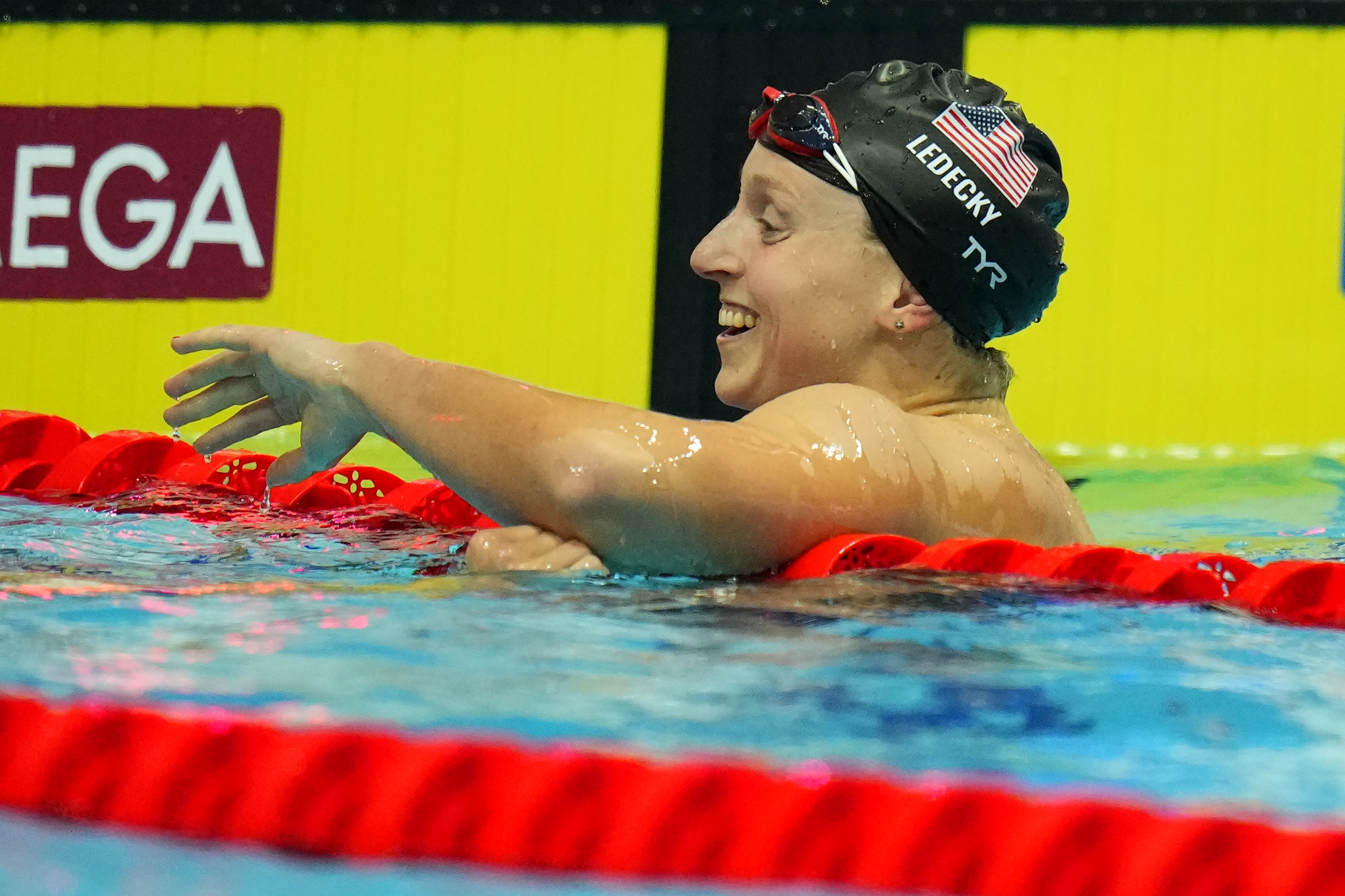 Katie Ledecky of United States celebrates after finishing first in the women's 400m freestyle final at the 19th FINA World Championships in Budapest, Hungary, Saturday, June 18, 2022. 