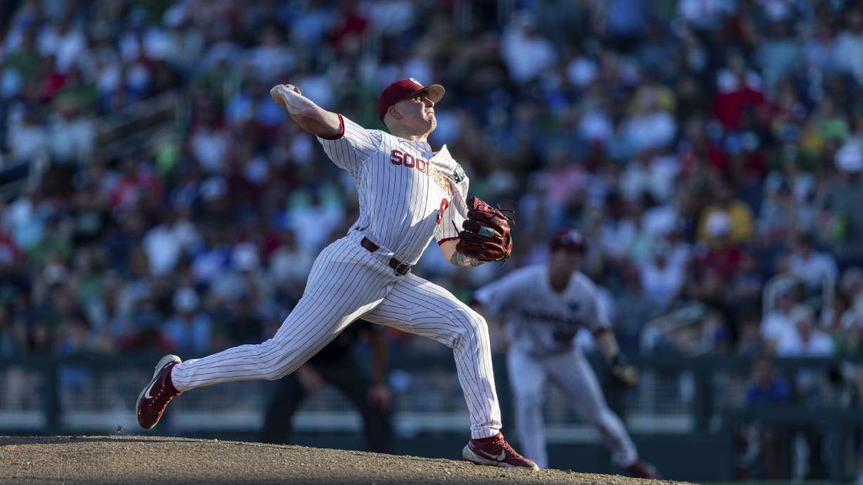 Oklahoma starting pitcher Cade Horton (9) throws a pitch in the second inning against Notre Dame during an NCAA College World Series baseball game, Sunday, June 19, 2022, in Omaha, Neb.