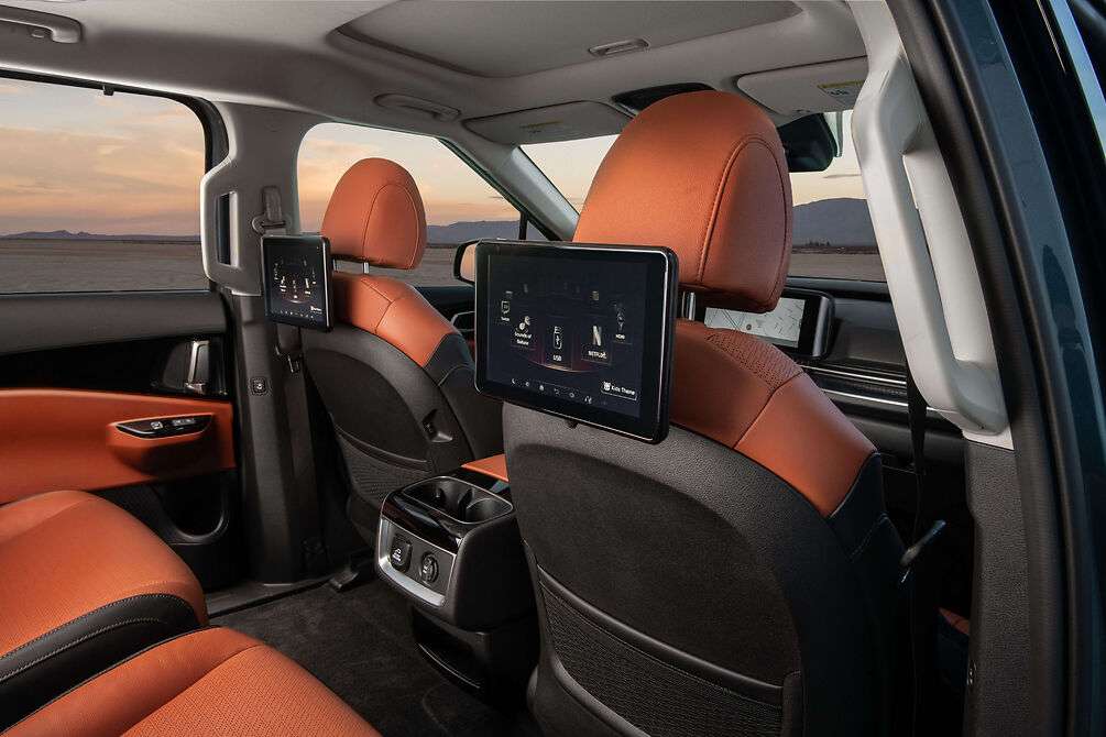 2022 Kia Carnival SX test drive review