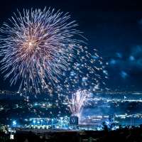 Photos: Tim McGraw, Stadium of Fire mark start of holiday weekend with a bang