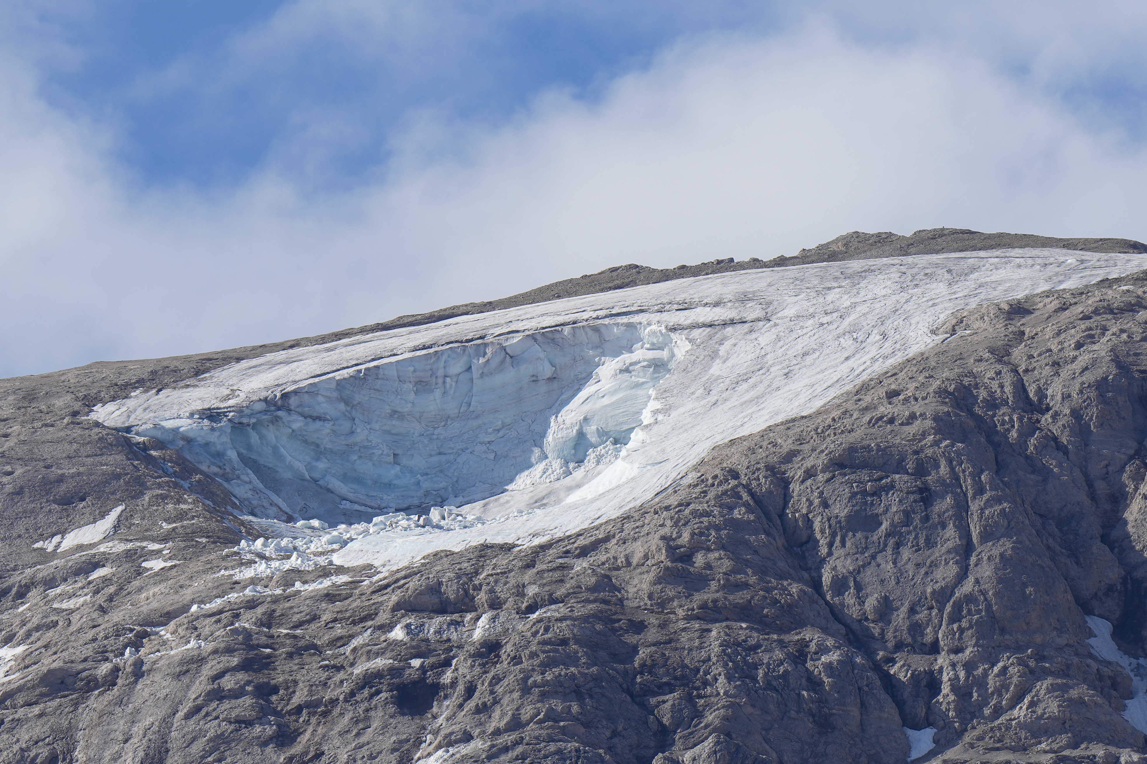 Body parts, gear found on Italian glacier after avalanche - Vimarsana News